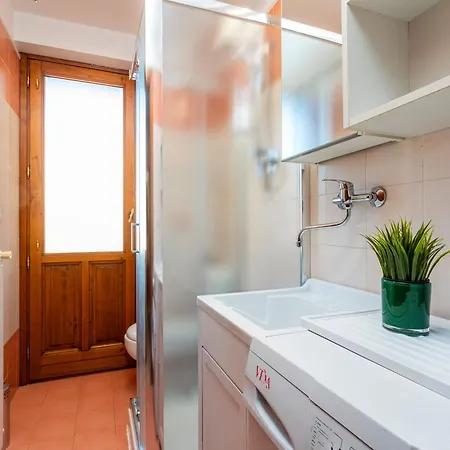 Apartman Centrum 2 *