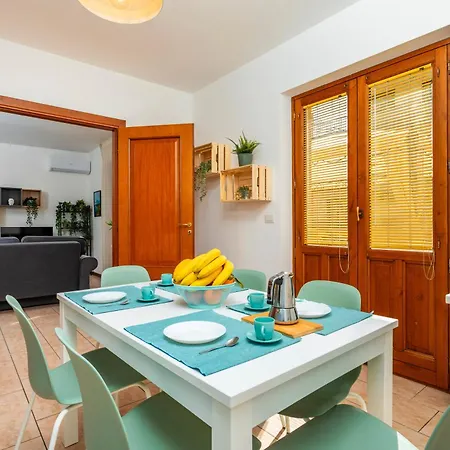 Centrum 2 Giarre
